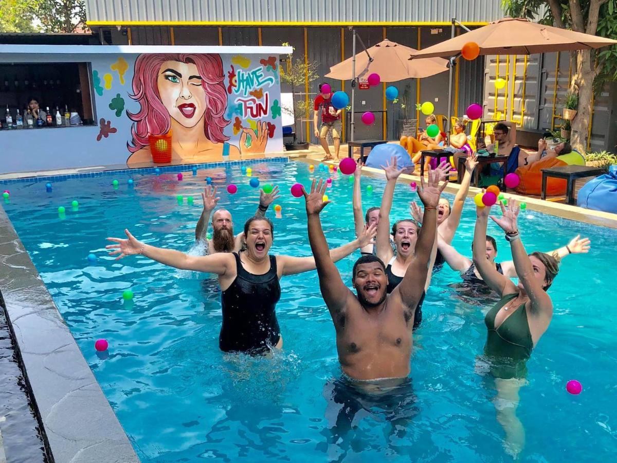 The Flex Hostel Сиемрип Экстерьер фото