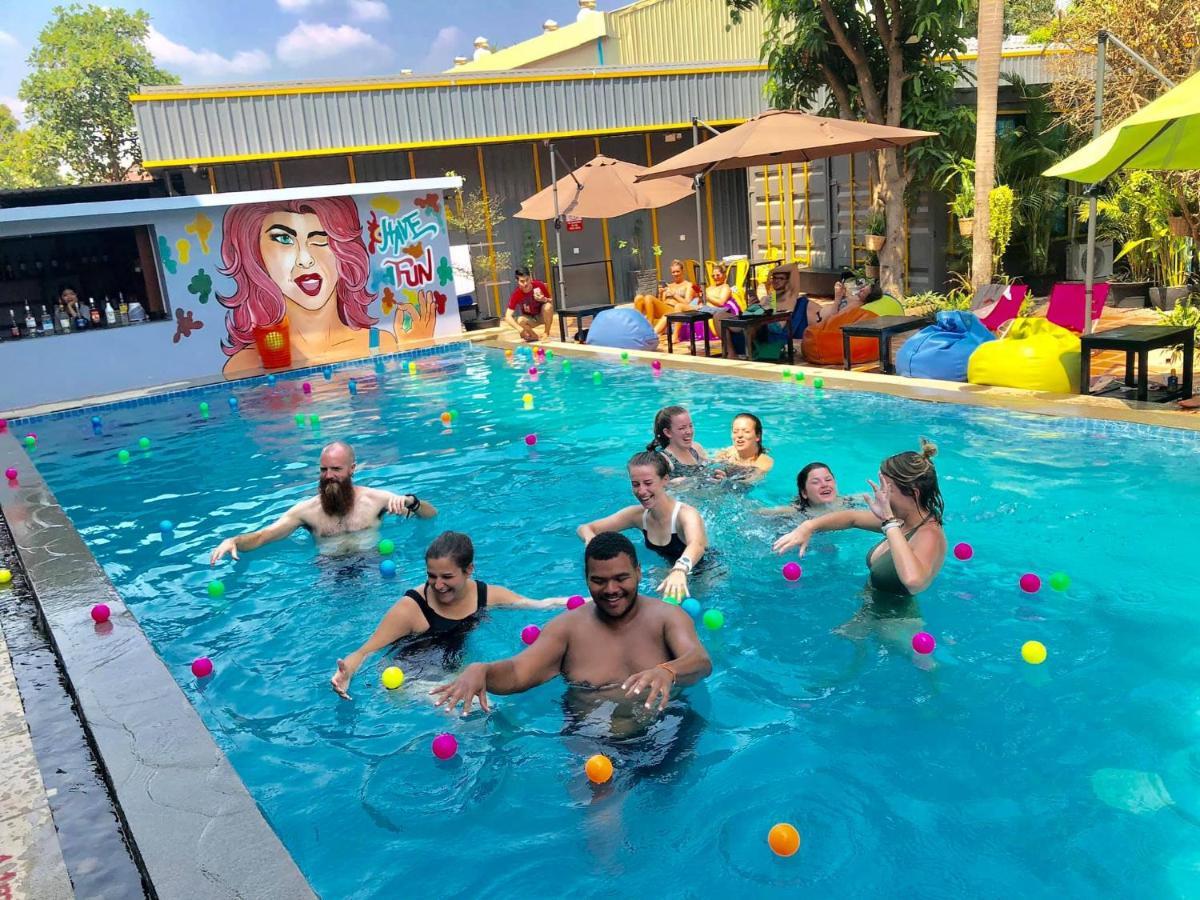 The Flex Hostel Сиемрип Экстерьер фото