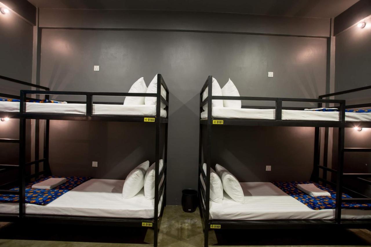 The Flex Hostel Сиемрип Экстерьер фото