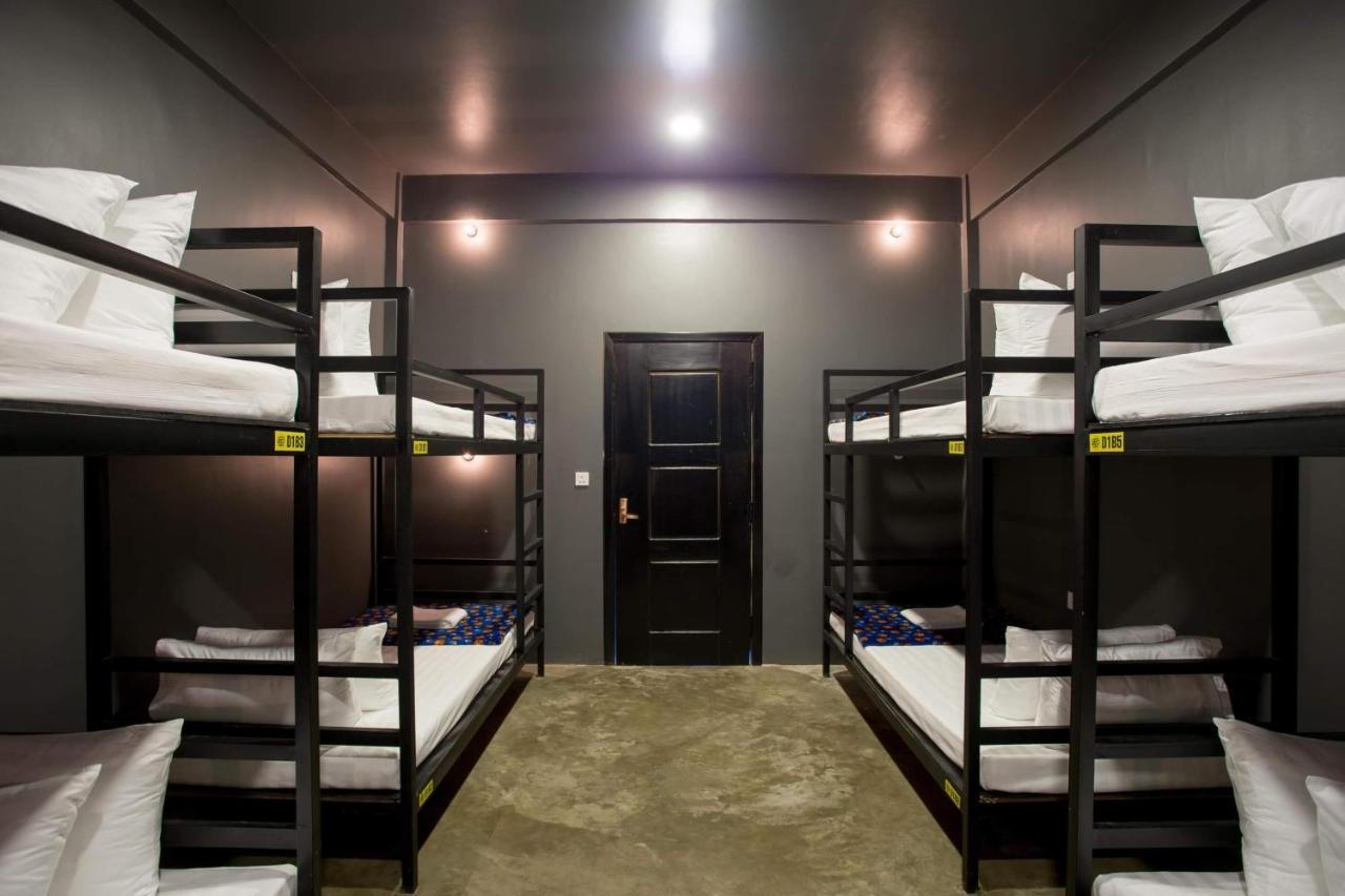 The Flex Hostel Сиемрип Экстерьер фото