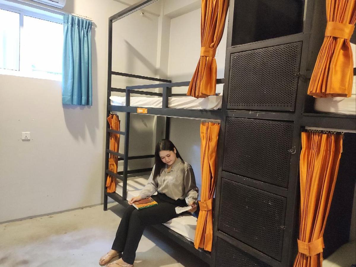 The Flex Hostel Сиемрип Экстерьер фото